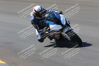 media/Oct-09-2022-SoCal Trackdays (Sun) [[95640aeeb6]]/Bowl (1015am)/